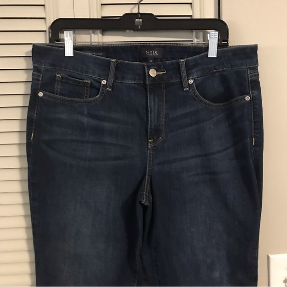 NYDJ Marilyn Straight Crops - Picture 2 of 10